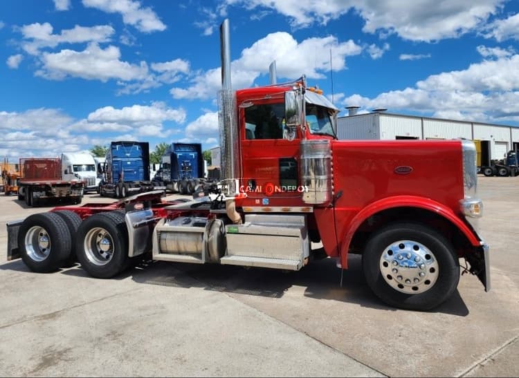 2020 Peterbilt 389 Day Cab Trucks