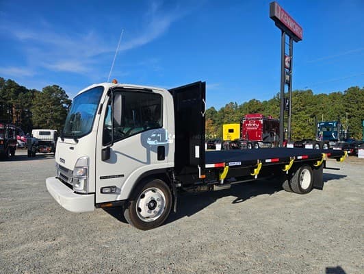 2025 Isuzu NPR HD Flatbed Trucks