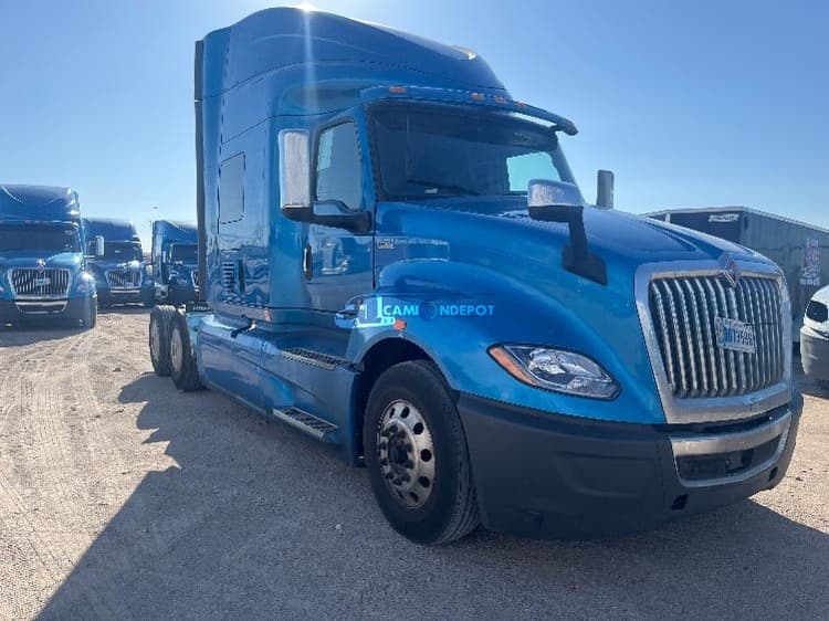2020 International LT625 Sleeper Trucks