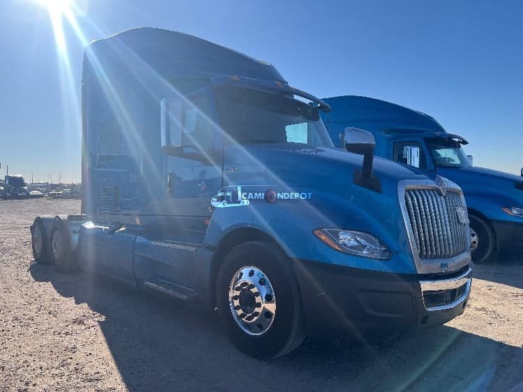 2020 International LT625 Sleeper Trucks