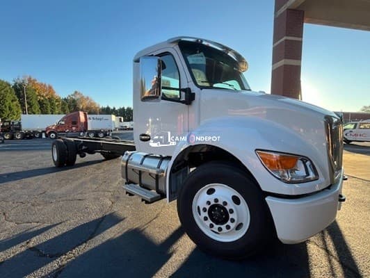 2025 Kenworth T280 Cab & Chassis Trucks