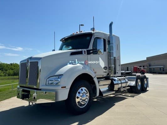 2026 Kenworth T880 Sleeper Trucks