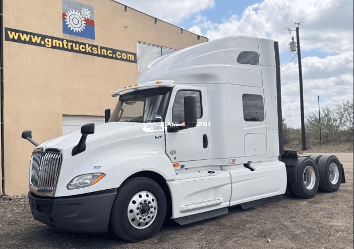 2020 International LT625 Sleeper Trucks