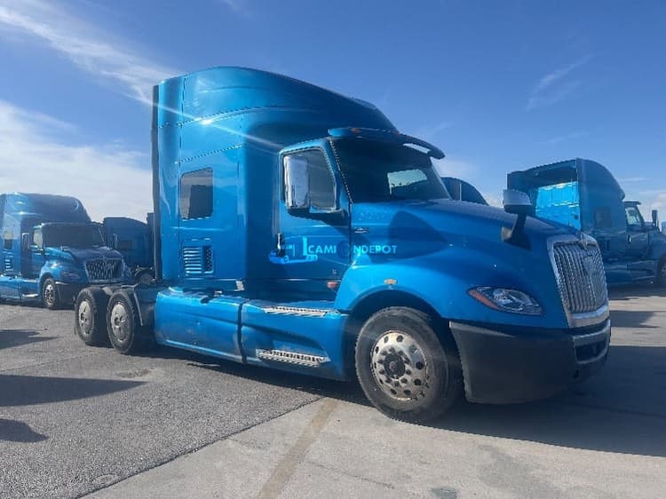 2020 International LT625 Sleeper Trucks