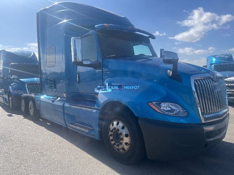 2020 International LT625 Sleeper Trucks