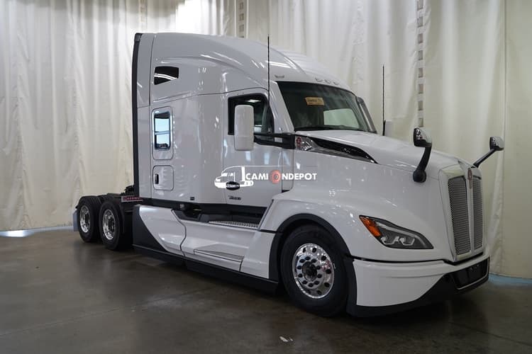 2026 Kenworth T680 Sleeper Trucks
