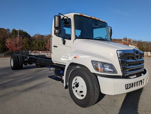 2025 Hino  L6 Cab & Chassis Trucks