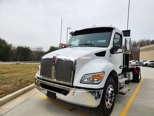 2025 Kenworth T380 Flatbed Trucks
