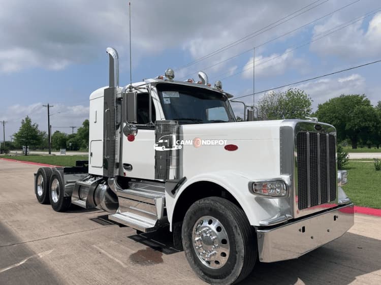 2026 Peterbilt 589 Sleeper Trucks
