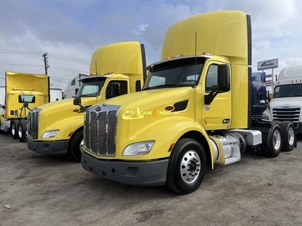 2021 Peterbilt 579 Day Cab Trucks