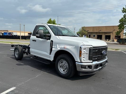 2025 Ford F250 Cab & Chassis Trucks