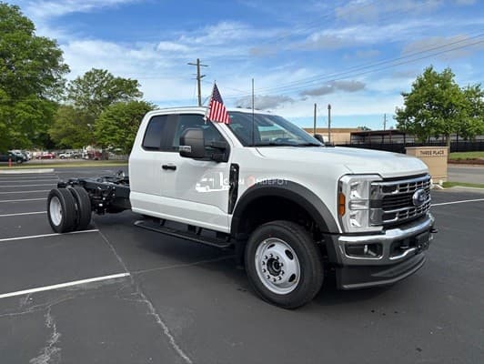 2025 Ford F250 Cab & Chassis Trucks