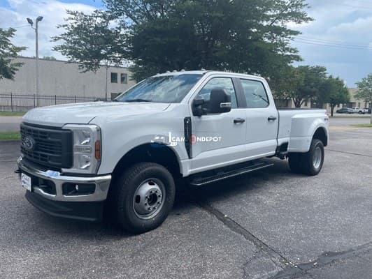 2025 Ford F350 Pickup Trucks