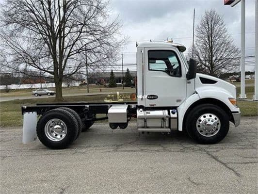 2025 Kenworth T380 Cab & Chassis Trucks