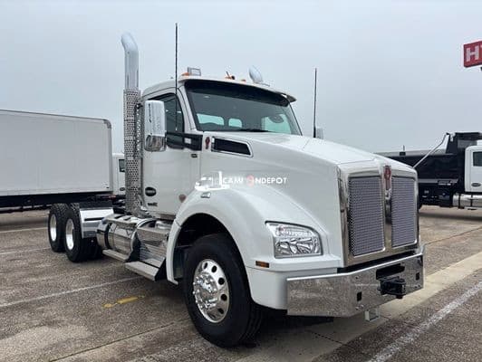 2026 Kenworth T880 Day Cab Trucks
