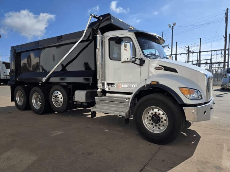 2025 Peterbilt 548 Dump Trucks