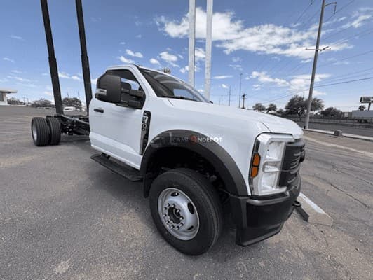 2025 Ford F650 Cab & Chassis Trucks