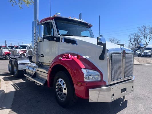2020 Kenworth T880 Day Cab Trucks