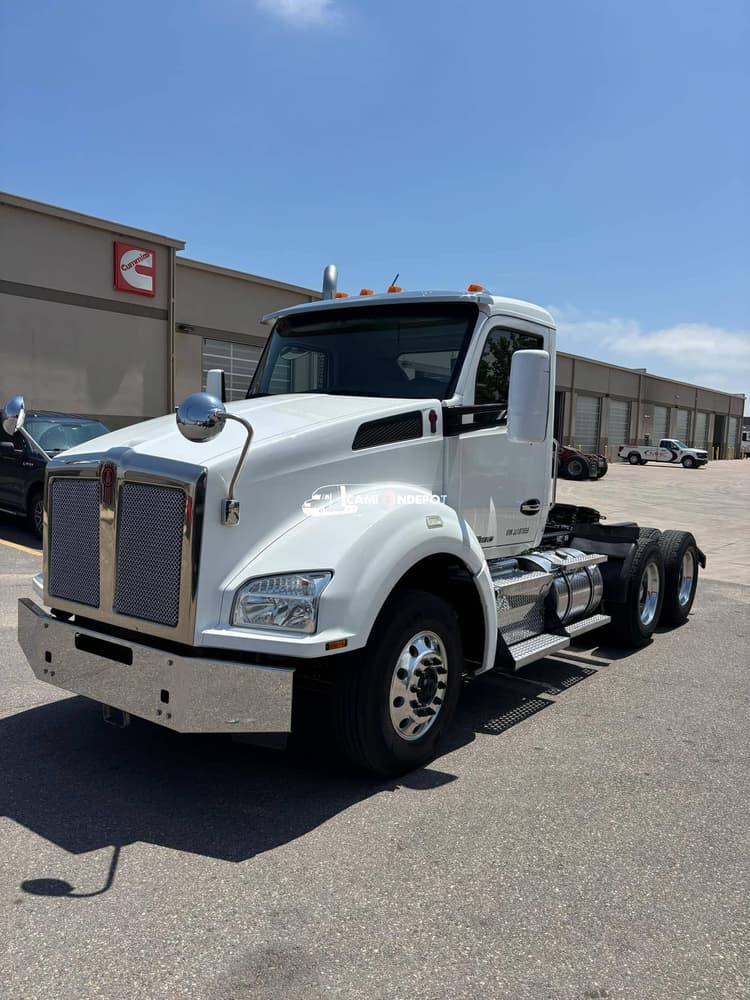 2018 Kenworth  80631 Day Cab Trucks