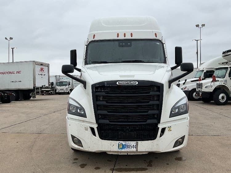 2022 Freightliner T12664ST Sleeper Trucks