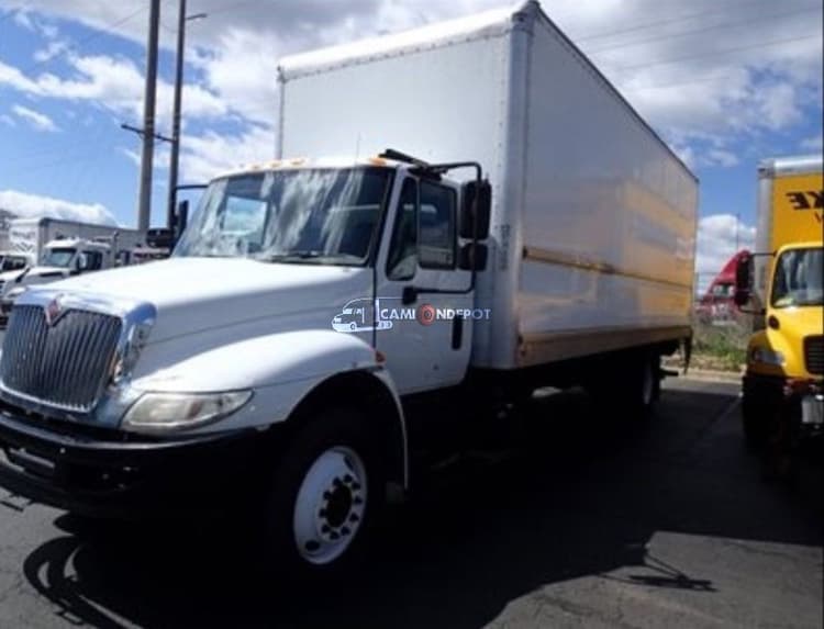 2012 International 4300 Box Trucks