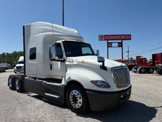 2020 International LT625 Sleeper Trucks