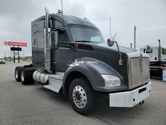 2018 Kenworth T880 Sleeper Trucks