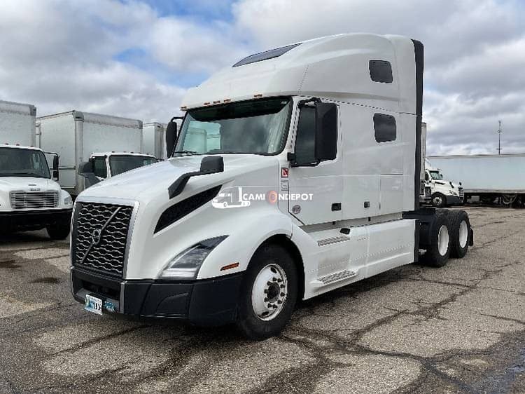 2021 Volvo VNL64760 Sleeper Trucks