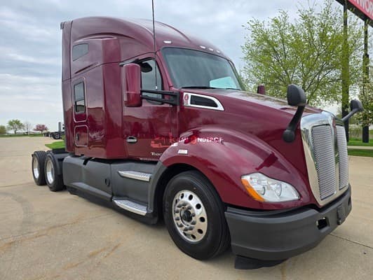 2021 Kenworth T680 Sleeper Trucks