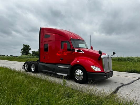 2021 Kenworth T680 Sleeper Trucks