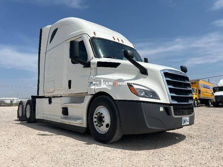 2022 Freightliner T12664ST Sleeper Trucks