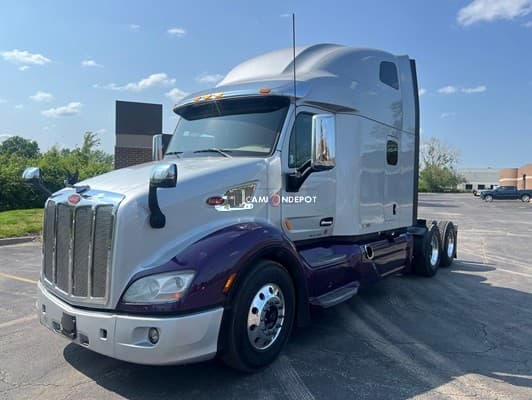 2020 Peterbilt 579 Sleeper Trucks