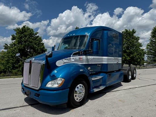 2020 Kenworth T680 Sleeper Trucks
