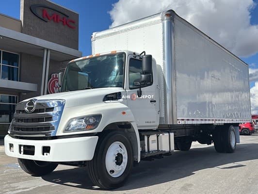 2019 Hino 268A Box Trucks