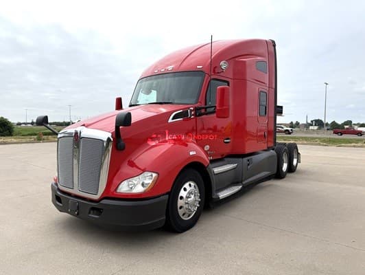 2021 Kenworth T680 Sleeper Trucks