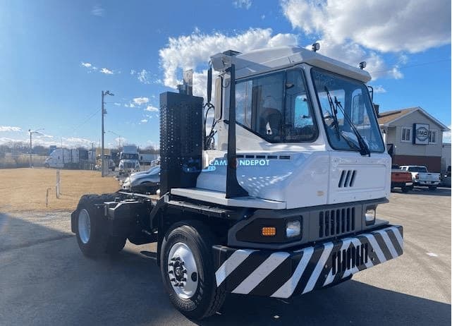 2023 Kamar Ottawa 4X2 Yard Spotter Trucks