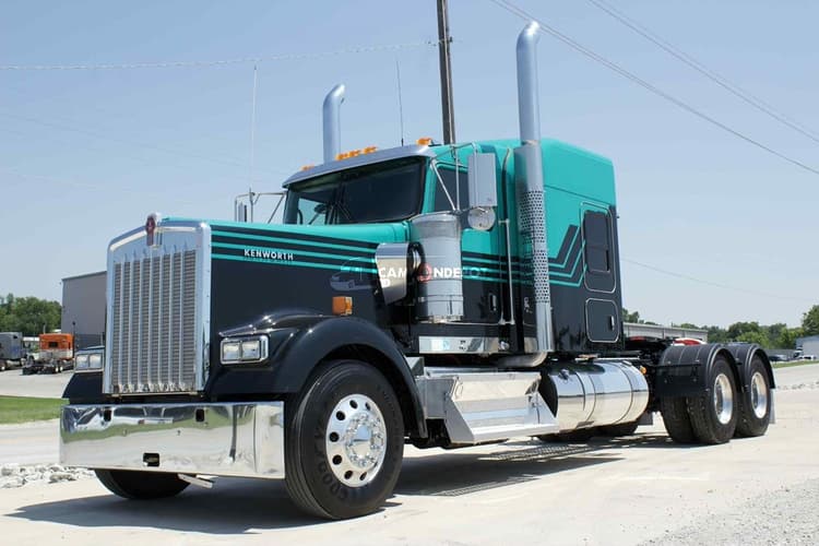 2025 Kenworth W900L Sleeper Trucks