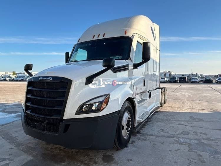 2022 Freightliner T12664ST Sleeper Trucks