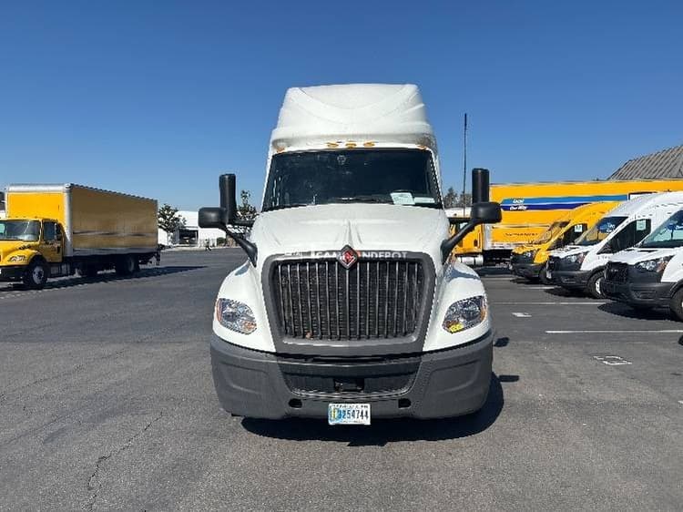 2022 International LT625 Sleeper Trucks