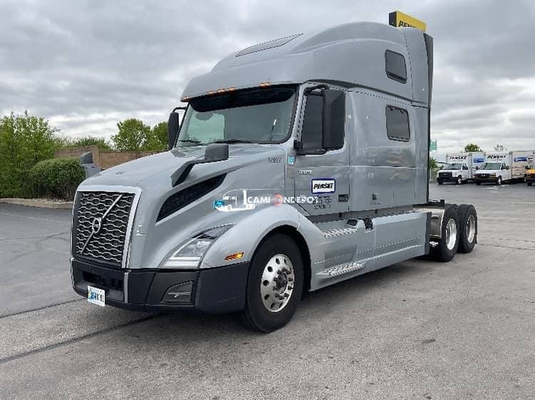 2020 Volvo VNL64860 Sleeper Trucks