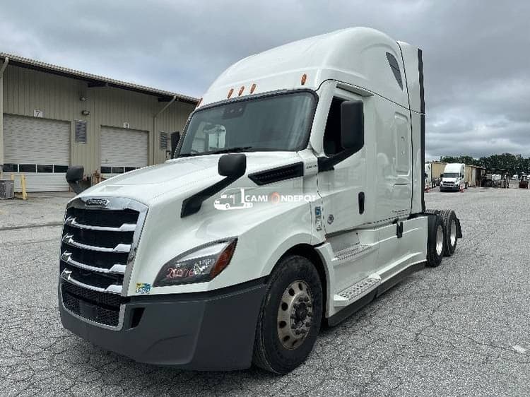 2021 Freightliner T12664ST Sleeper Trucks