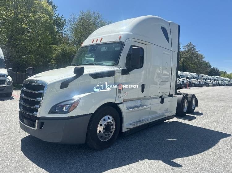 2021 Freightliner T12664ST Sleeper Trucks