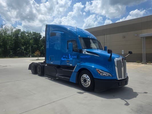 2022 Kenworth T680 Sleeper Trucks