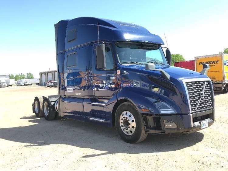 2020 Volvo VNL64860 Sleeper Trucks