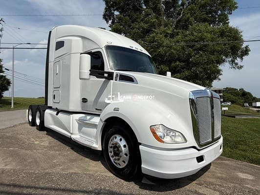2019 Kenworth T680 Sleeper Trucks
