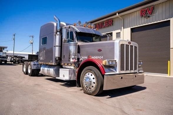 2009 Peterbilt 389 Sleeper Trucks