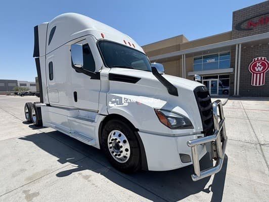2023 Freightliner PT126064ST Sleeper Trucks