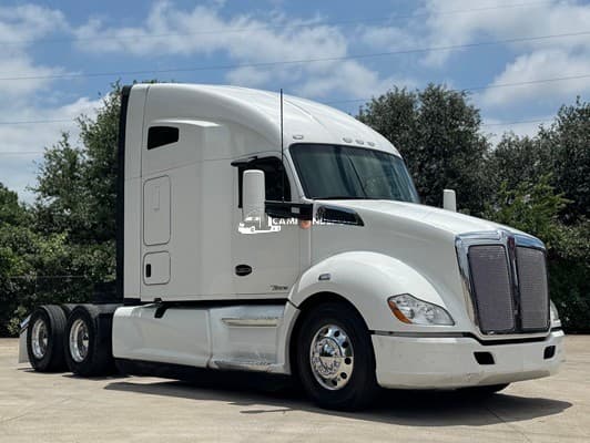 2022 Kenworth T680 Sleeper Trucks