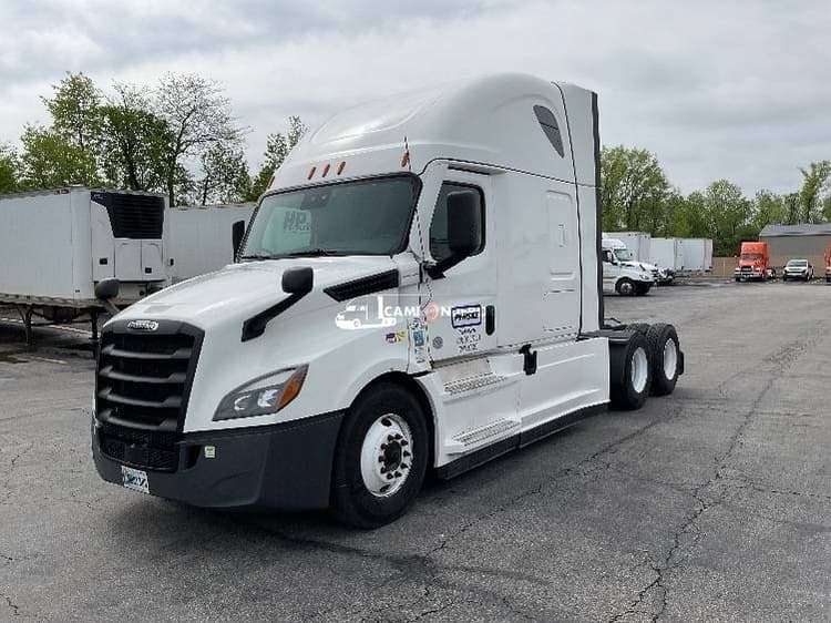 2021 Freightliner T12664ST Sleeper Trucks