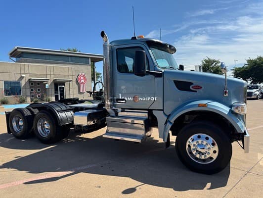 2022 Peterbilt 567 Day Cab Trucks
